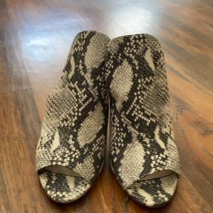 Steve Madden Sinful Pumps